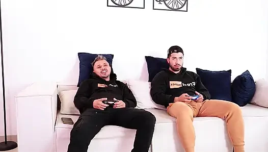 С Друзьями Отчима Секс По Соседству