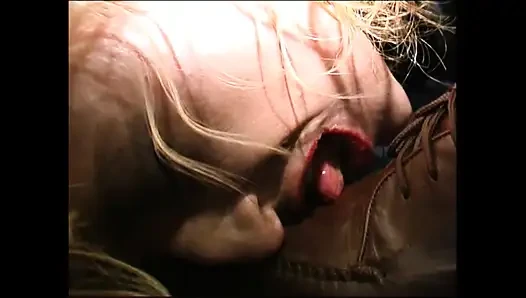 Çok aşırı azgın bir grup seks