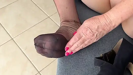 Vgq36 тетя Sandra ждет посетителя