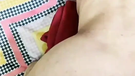 Nidhi пробурил ее бойфренд с его огромным черным членом