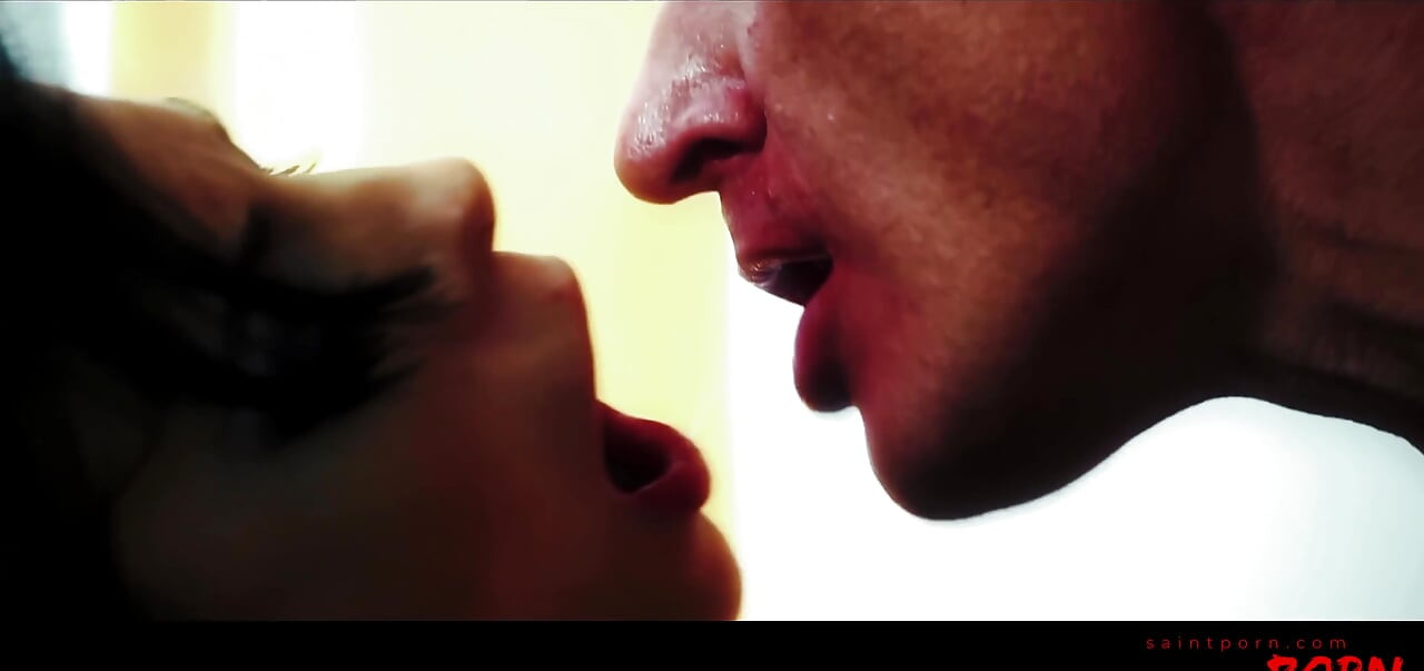 Aliz Loves Swallowing Semen