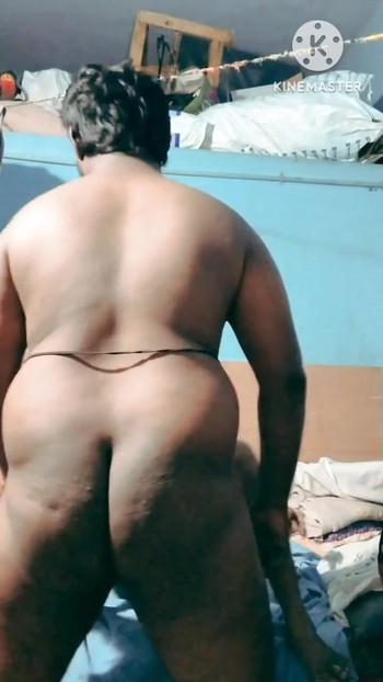 Desi tamilische ehefrau mit nachbars teenie-jungen | Clip 3