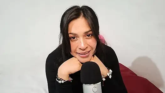 Asmr Kiss, aku menggigit dan membela telingamu