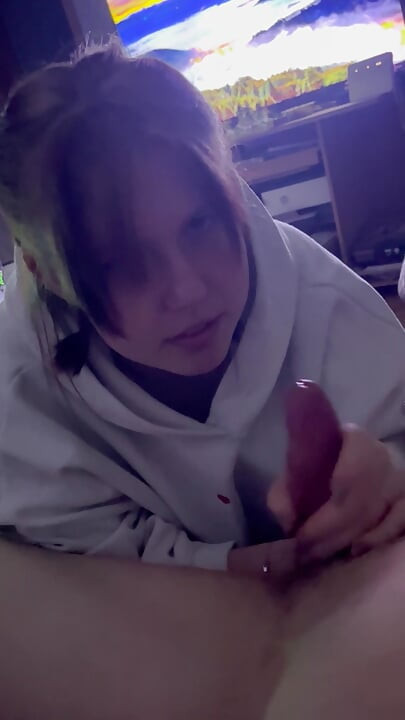 18 Year Old on Her Knees Blowjob