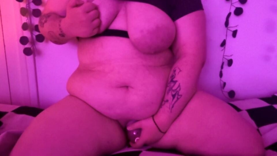 Chubby Girl Tries Her New Toy