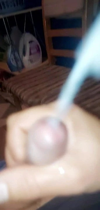 young boy wanking cum