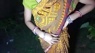 Deshi bihari bhabhi outdoor sex Hindi audio