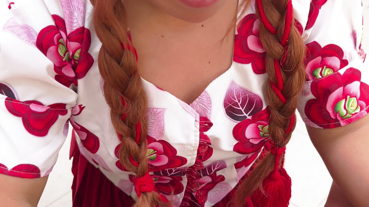 Τελικά έπεισα αυτή την ώριμη Cholita να ρουφήξει τον πούτσο μου!