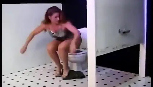 Dude has oral sex and rails trashy whore in bathroom