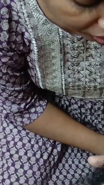 DESI COUPLES EXTREME ROMANCE TEMPTED HIM TO CUM INSIDE HER PUSSY | Clip 1