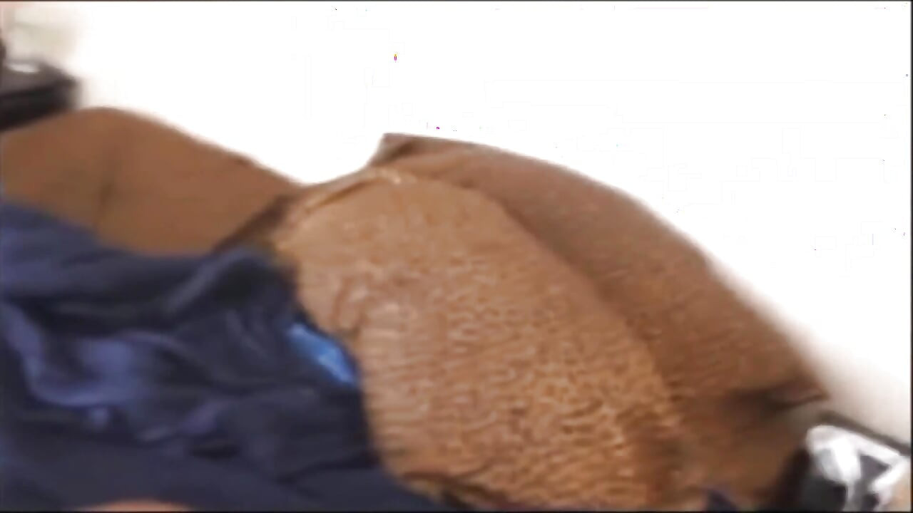 Молодая и круглая жопа грязной Дианы