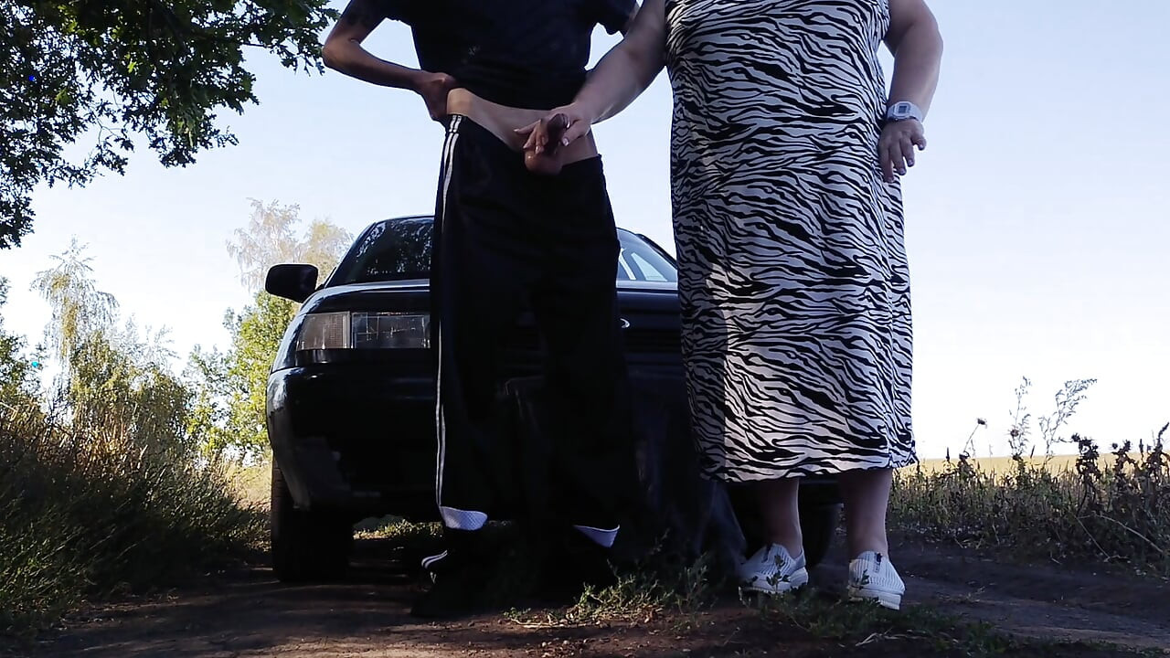 Pisao je javno u prirodi, jebao punicu u usta i napunio ih spermom
