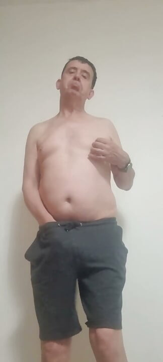 Masturbating with and without shorts