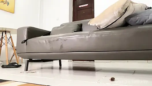 SCHWARZE NIGERIANISCHE DOMINA-HERRIN DOMINIERT IHREN SKLAVEN ZU HAUS