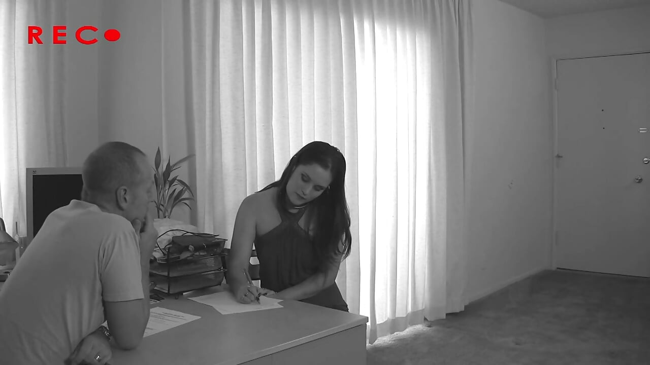 Casting chick with huge ass rides big dick