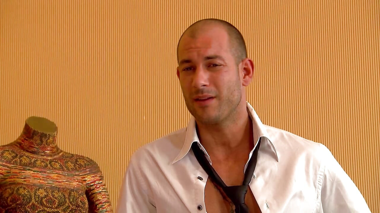 I Surprise My Stepsister for Christmas and Fuck Her