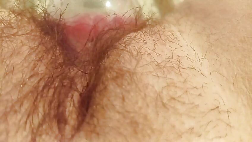 Pumping my pussy