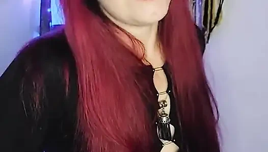 Shyyfxx doyumsuz baldızın sıkı taytı ve büyük götüyle seni baştan çıkarıyor!