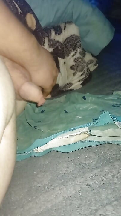 Fat Gay Jerking Cock and Cumming