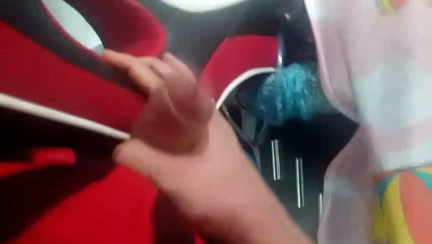Rubbing and cumming against the ig s4moriz4 chair with man moans