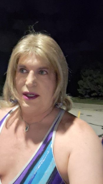 아빠를 위해 주차장에서 기다리고, 우리는 다시 주차장 게임을하고 있습니다!