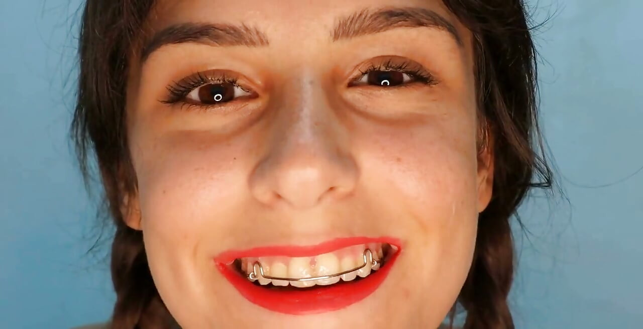 מנסה JOI עם הפנים