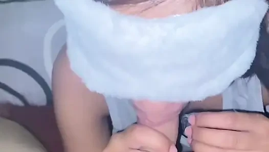 Pinay Ate Nagpatira Sa Pinsan nya!!