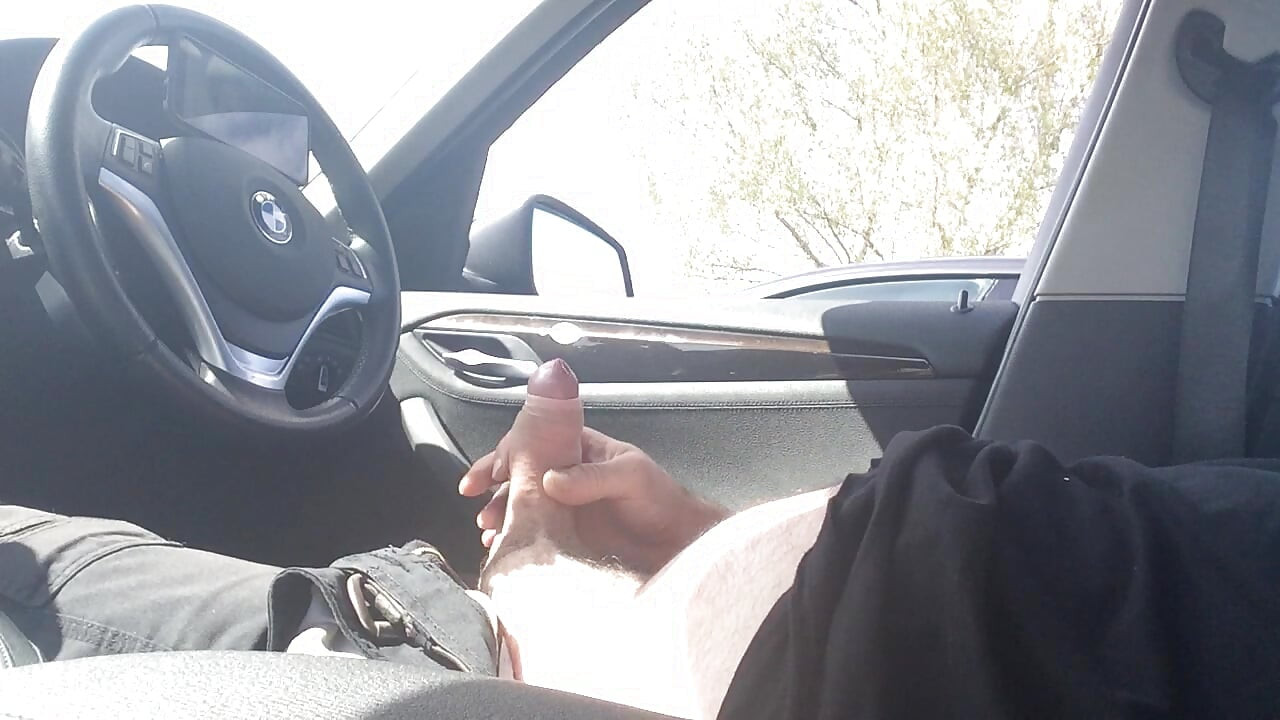 Wank in Tesco car park