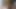 二人の友人がインスタ写真撮影のために集まる