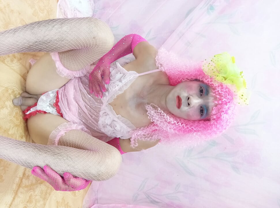 Oanh Le transgender wearing sexy clothes selfie cups tinh