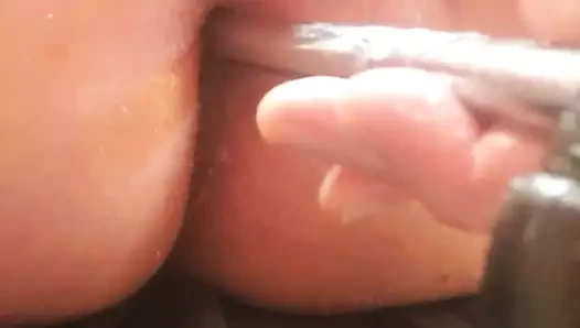 Aletleri benim göt deliğime koymak 061821
