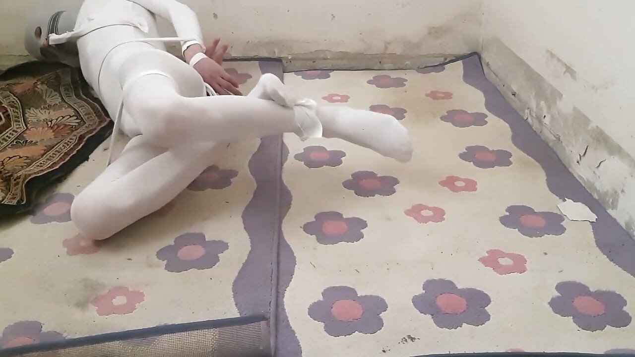 묶인 슬럿 노예