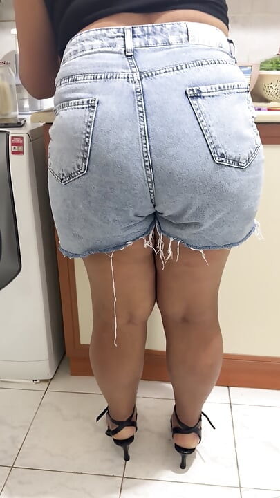 My big ass lover cooking in the kitchen is so