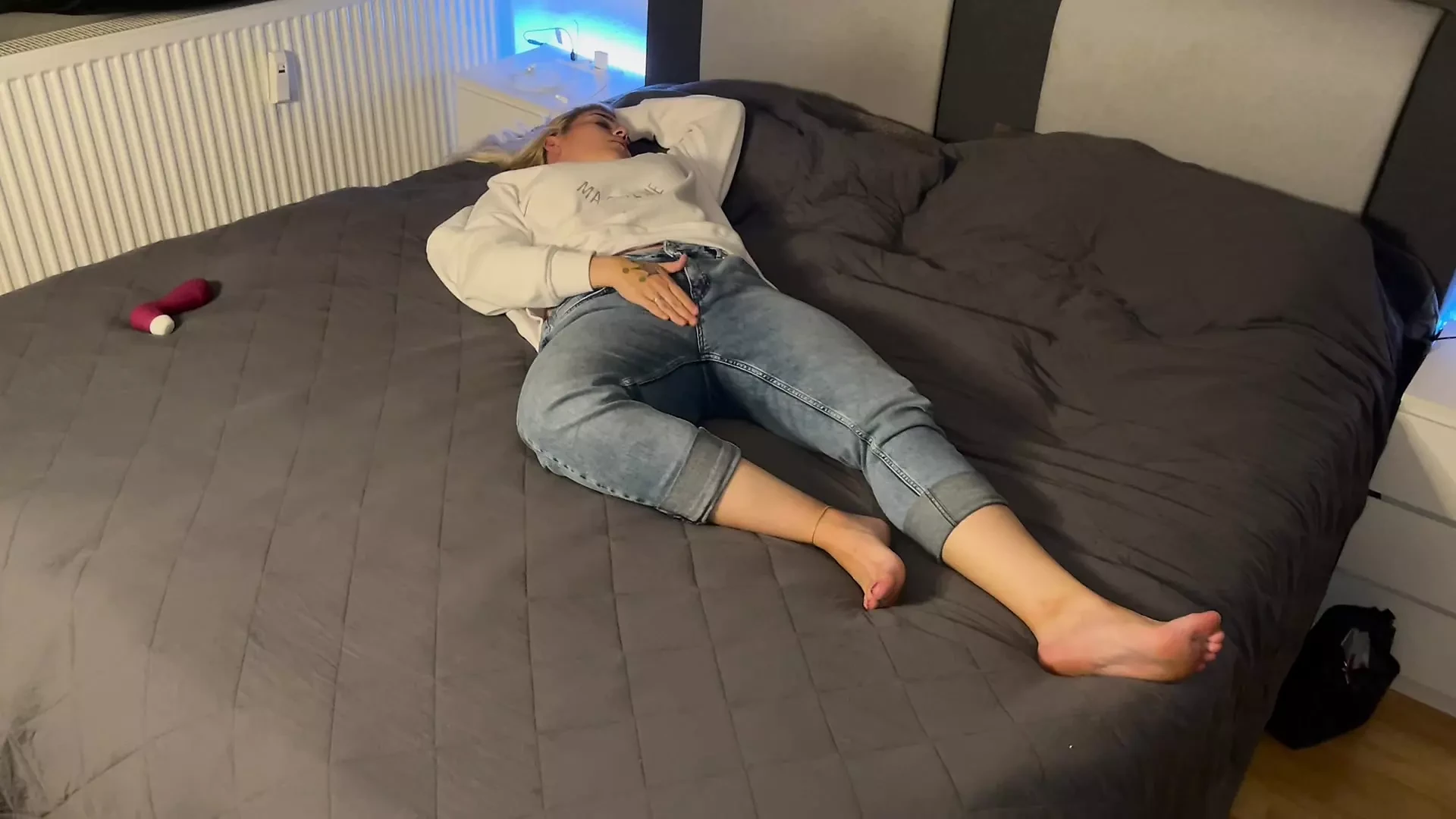 Masturbation in the head cinema multiple orgasms satisfyer fingering wet on bed clitoris rubbing solo voice Time for me