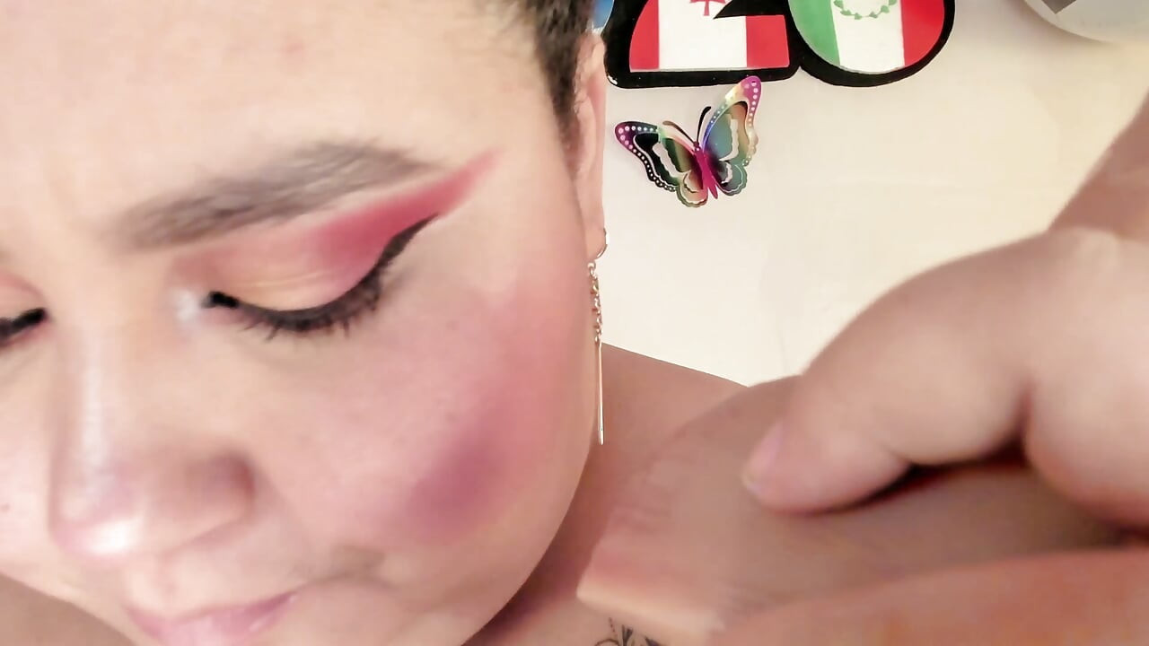 BBW vs Dildo XL: Chubby drools and chokes trying to swallow it whole