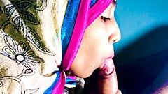 Индийская мусульманка в хиджабе, разноцветная глубокая глотка трахает дези