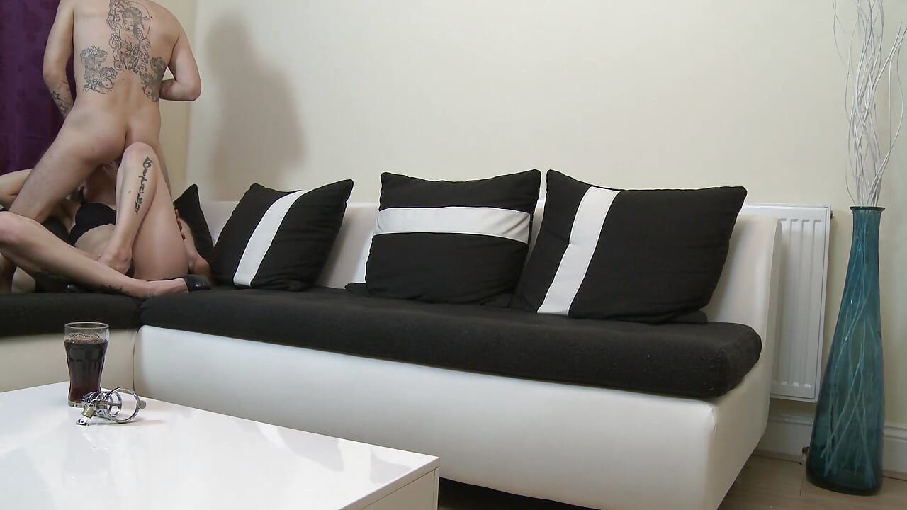 MMelody and Cheffie are playing with the crotch rocket