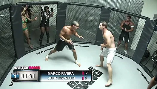 Cewek ebony menikmati kontol pria menyenangkan di cincin