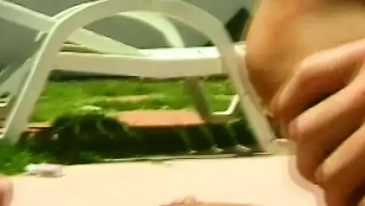 Poolside Leidenschaft