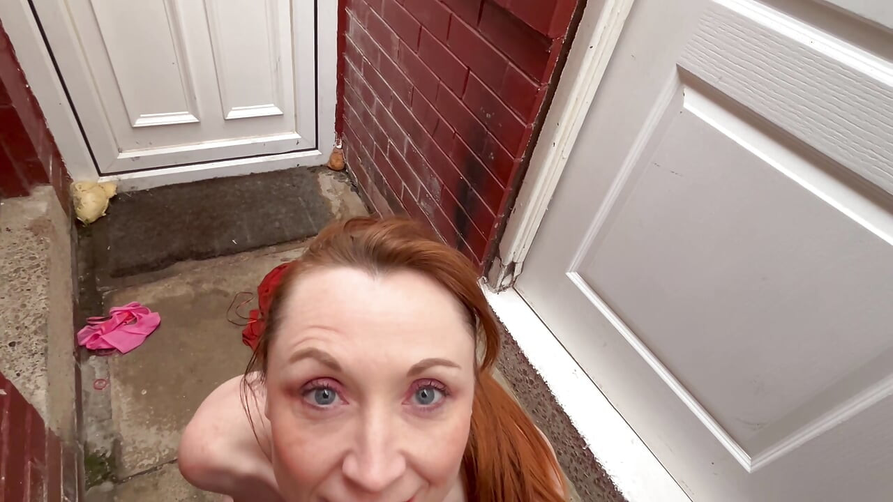 Stepmother Lily the Sneaky Restaurant Fuck