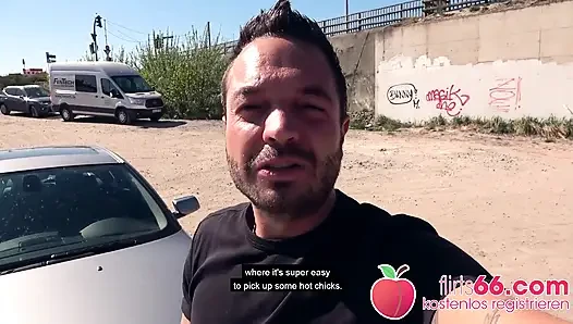 Ateşli orta yaşlı seksi kadın Julia Exclusiv için edepsiz randevu