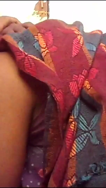 Mesti tengok detik dari "isteri rumah kampung India bercium seksi di housband"