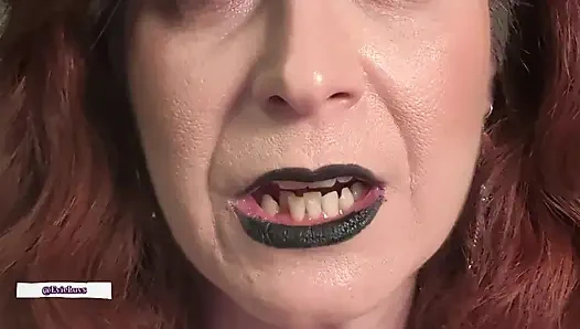 Отвратительный маленький извращенец: мачеха наблюдает, как ты подрачивает, пока я не скажу стоп