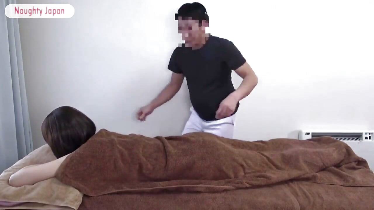 Cenzúrázatlan nyers creampie - Elegáns, magas, karcsú szépség érkezik egy ritka reggeli privát forgatásra - 1