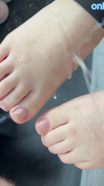 Stunning moment from "BG 10 min. Cumpilation"