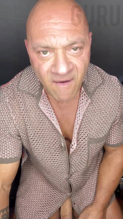 Solo Wank Jerk off Mr Guru Bodybuilder Stepdaddy