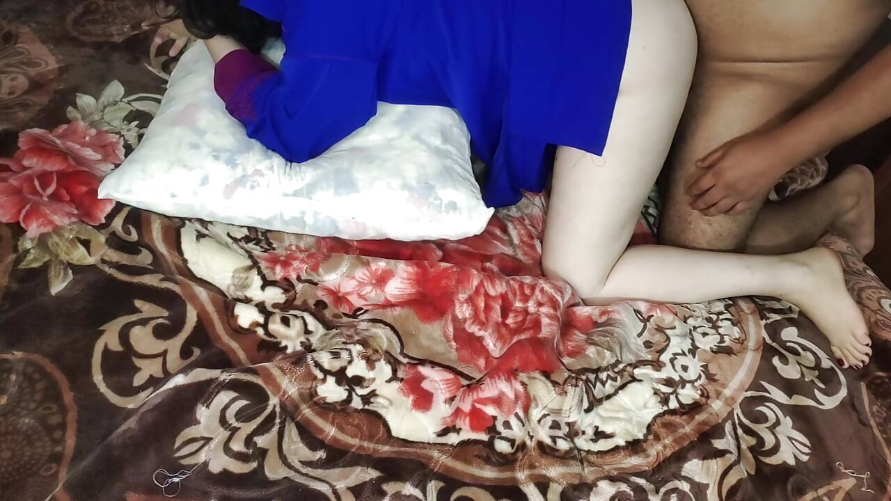 摩洛哥婊子和一个海湾女人 - 性爱阿拉伯