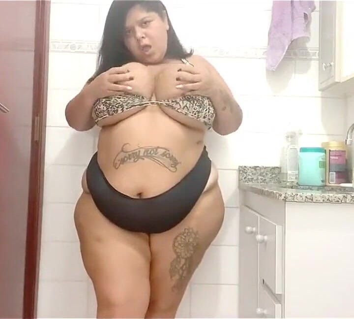 BBW in Bathroom Almost Got Caught Playing with Her Boobs and Putting the Plug in Her Ass (red) - Mary Jhuana