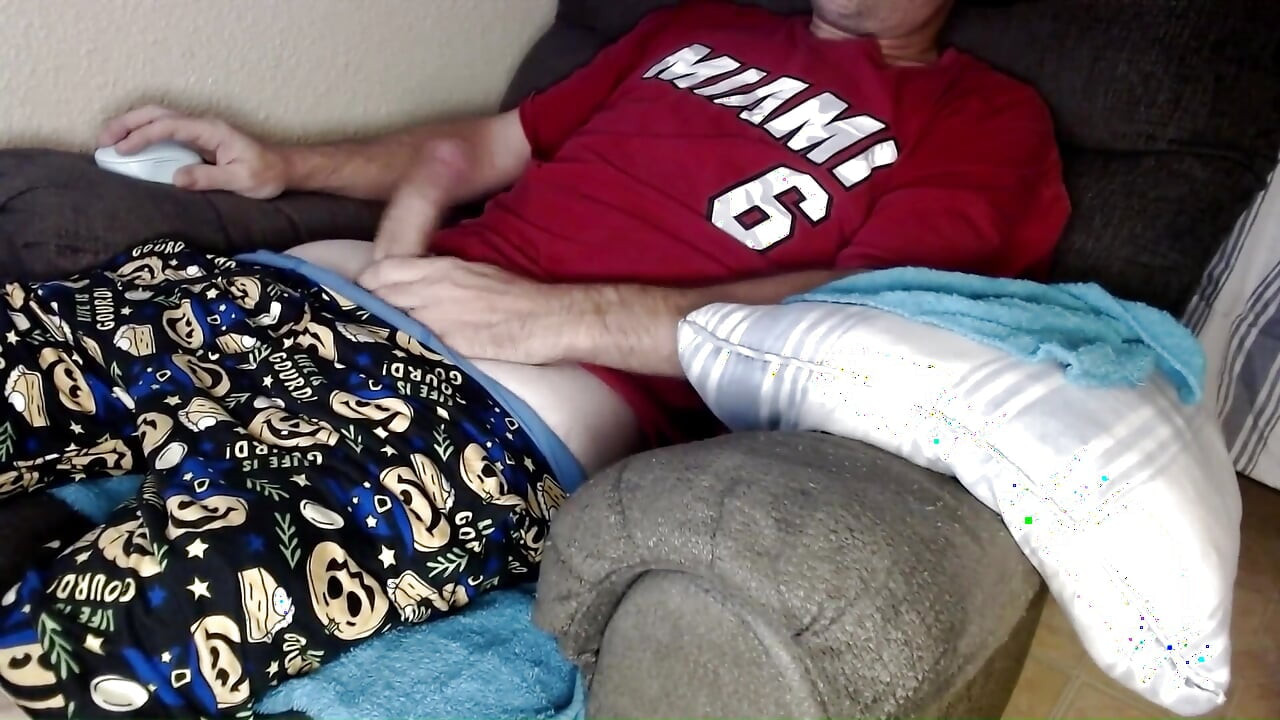 Dubesnackes、楽しくてオナニーの時間を過ごしましょう。