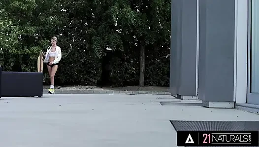 21 NATURALS - Petite Skatergirl Gina Takes Huge Dick Up Her Ass Outside